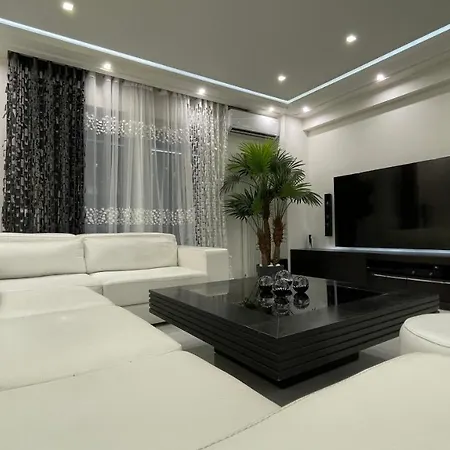 Apartment Alfa Luxury *